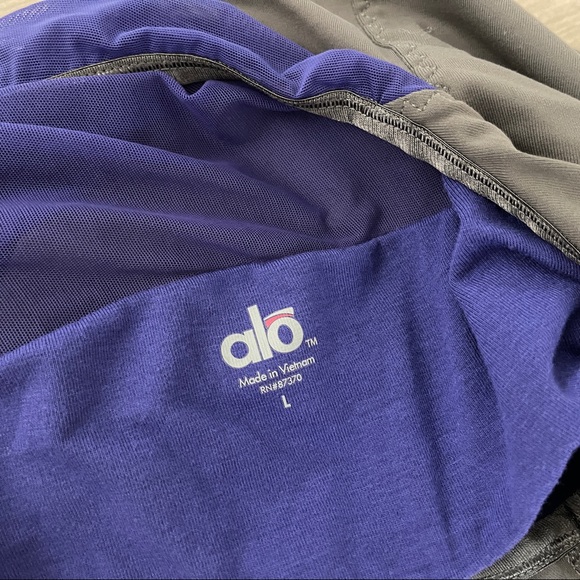 Alo Yoga Mesh Back Tank Top Built-in Shelf Bra - Picture 4 of 4